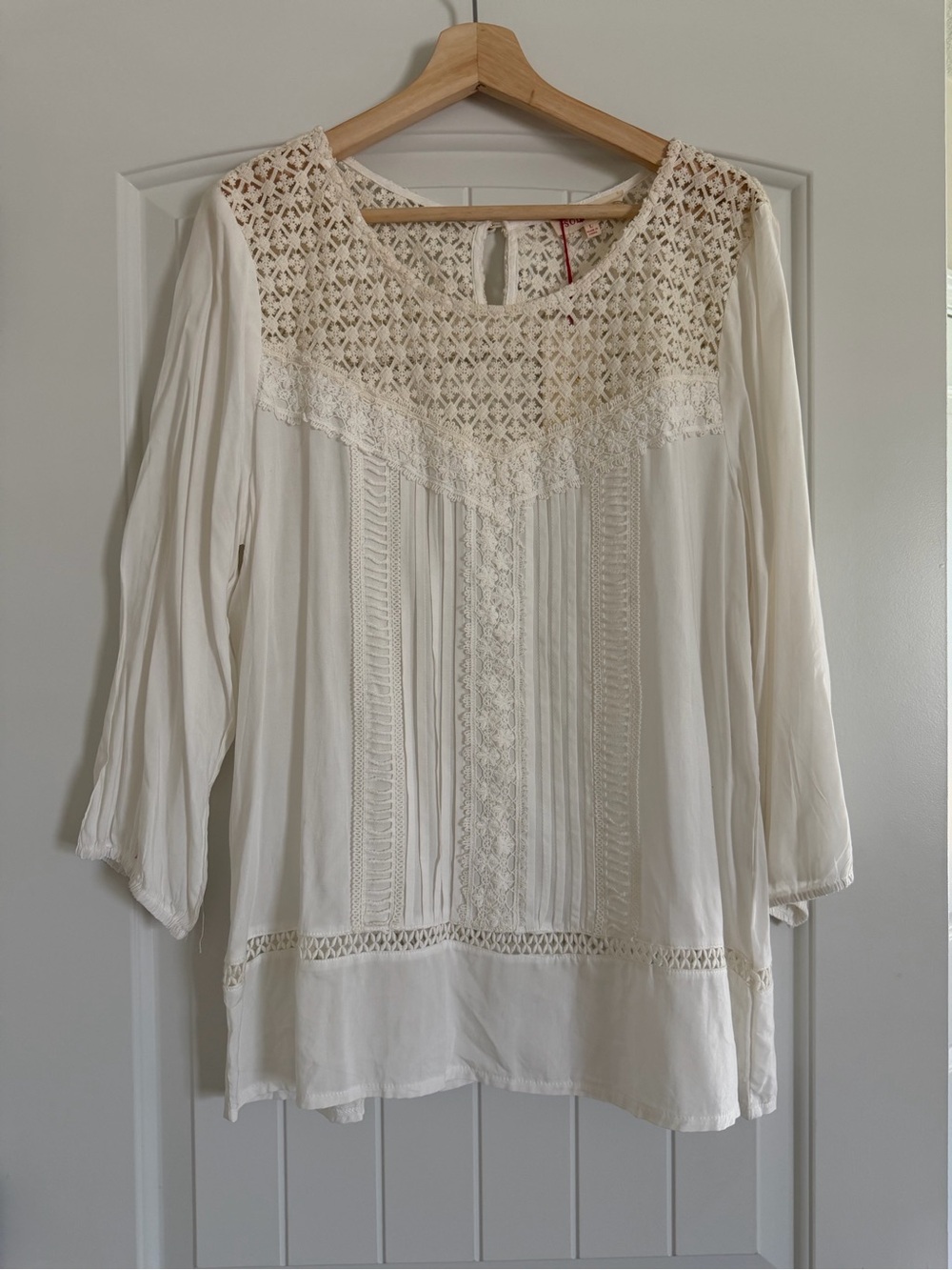 Solitaire Women’s Cream Crochet Yoke Boho Blouse Size Large